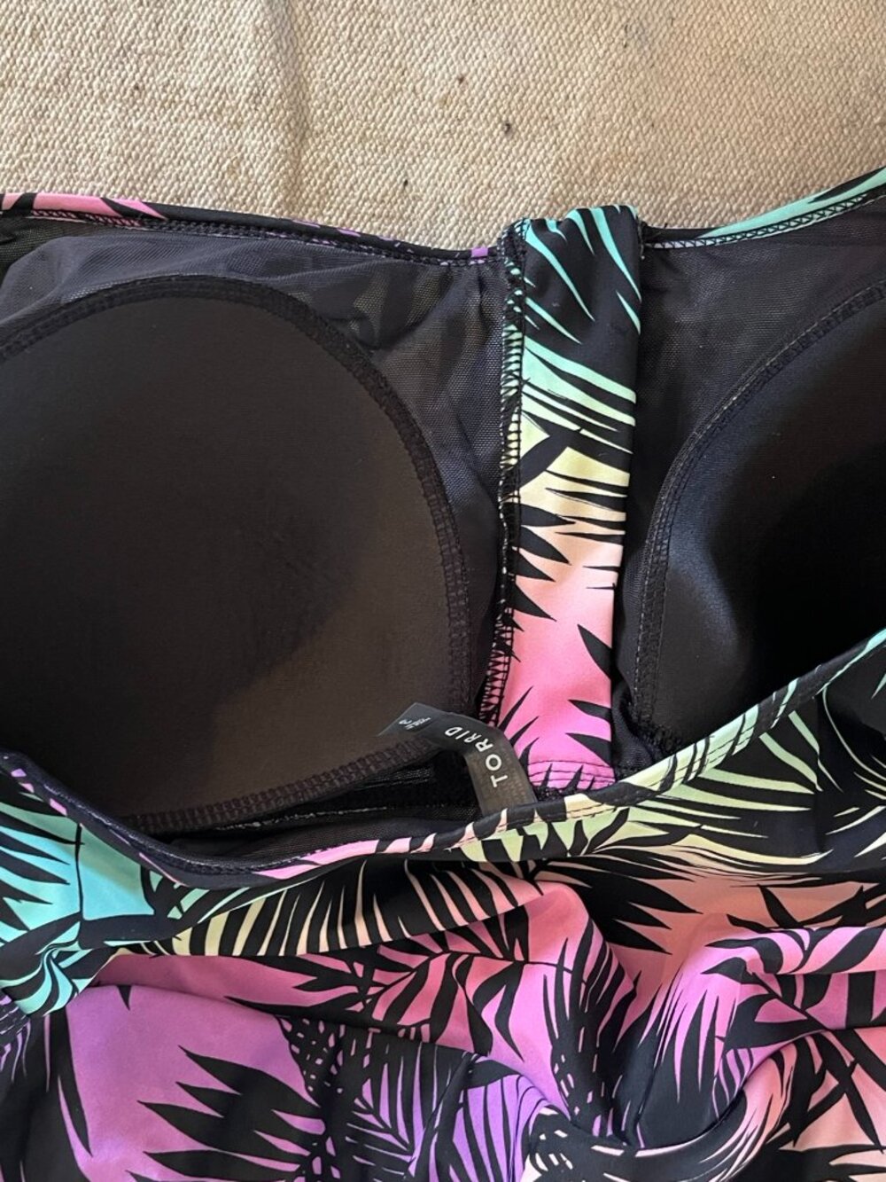 Torrid Woman's Plus-size Wireless Long Zip-Front Hawaiian Swim Dress Sz 22/24 - Picture 7 of 11
